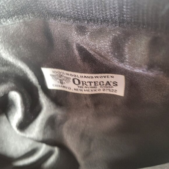 Handwoven Ortegas Wool Shoulder Bag With Striped Pattern Satin Lining - Picture 7 of 8